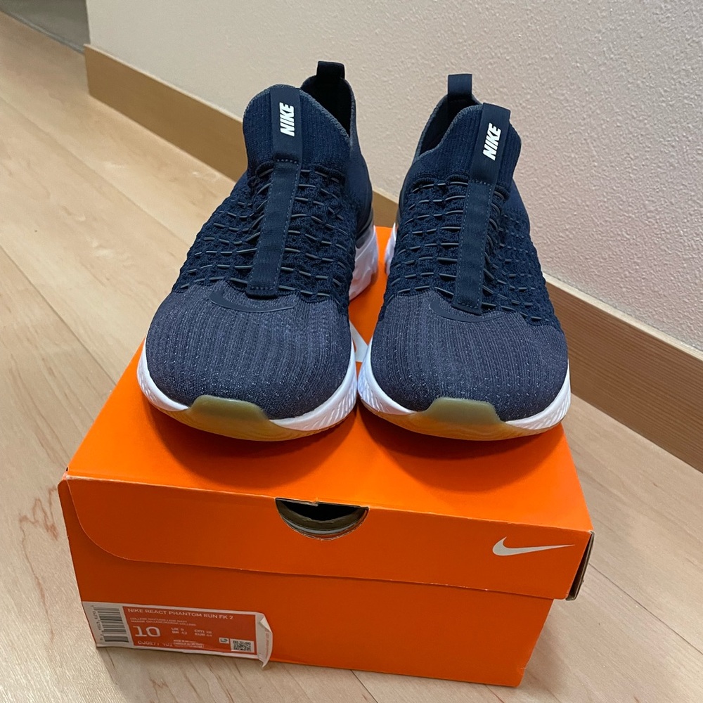 Nike React Phantom Run Flyknit 2